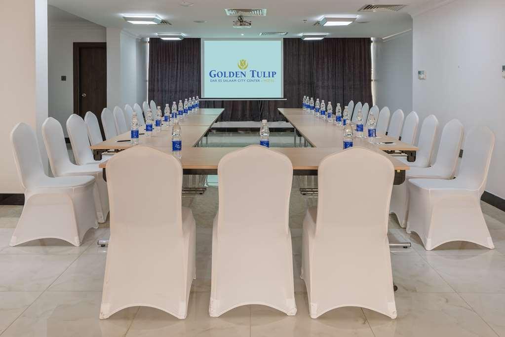 Golden Tulip Dar Es Salaam City Center Hotel Удобства фото