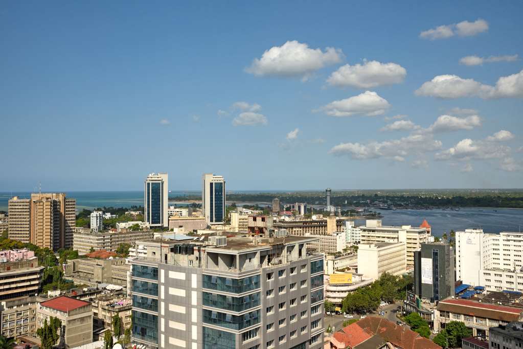 Golden Tulip Dar Es Salaam City Center Hotel Экстерьер фото